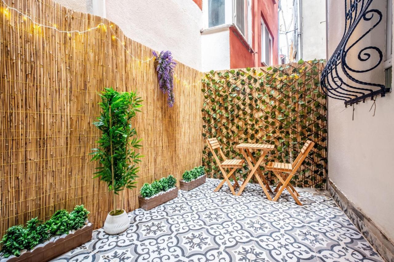 Cozy Studio Flat With Backyard In Sisli Apartament