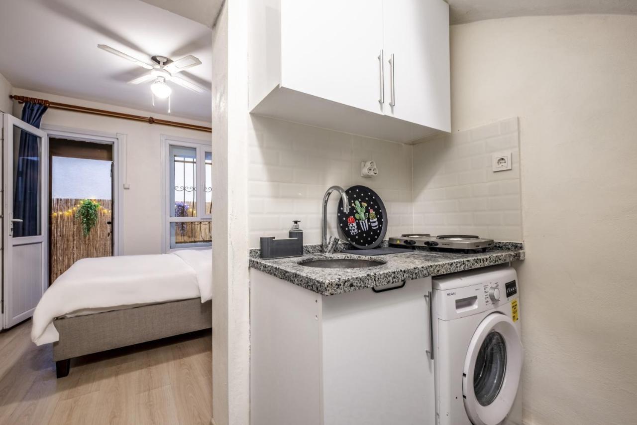 Cozy Studio Flat With Backyard In Sisli Apartament